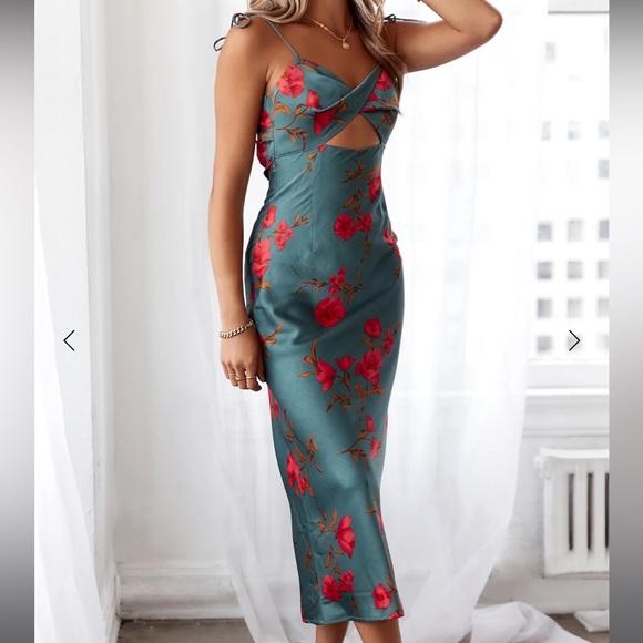 Hello Molly Green Floral Dress - Picture 3 of 16